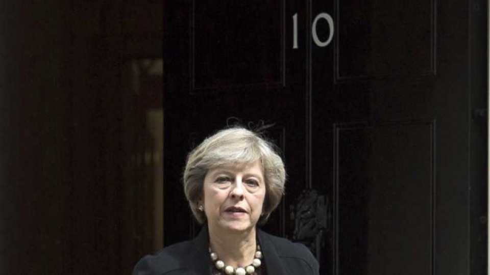 Тереза Мей спечели 1 тур на вота за лидер на британските консерватори | StandartNews.com