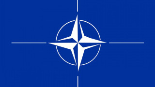 НАТО се огражда откъм Русия (ОБЗОР)