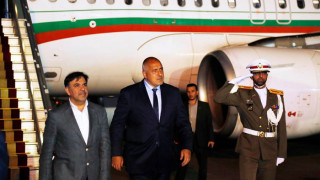 Премиерът е на посещение в Иран
