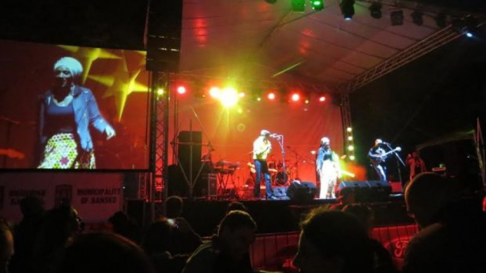 Музикален фестивал води туристи в Банско | StandartNews.com