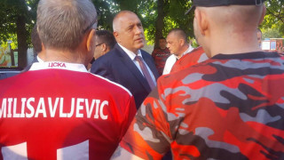 Премиерът доволен от срещата с феновете на ЦСКА