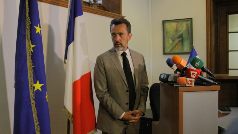 Посланик дьо Кабан: Свобода, братство и равенство са още по-важни сега | StandartNews.com