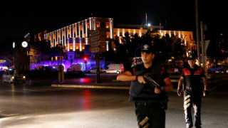 17 полицаи убити в Анкара
