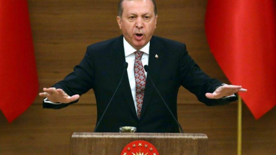 Самолетът на Ердоган кацна в Истанбул | StandartNews.com