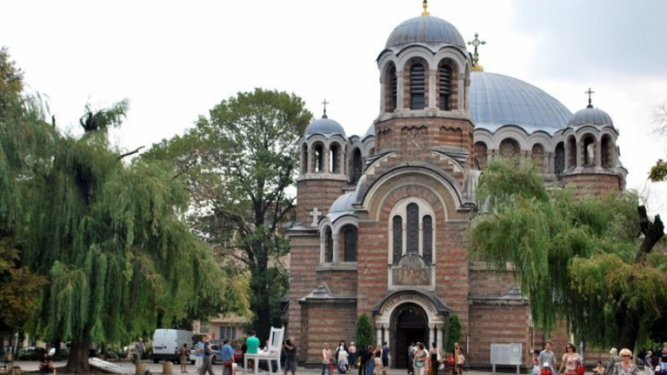 Църквата "Свети Седмочисленици" се издигна върху Черната джамия | StandartNews.com
