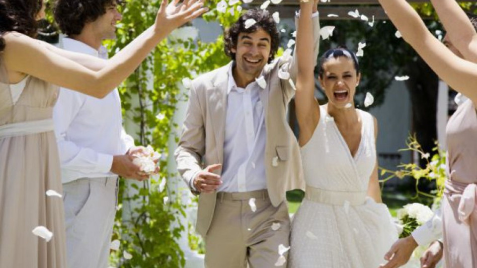 Забраняват сватбите в градинки | StandartNews.com