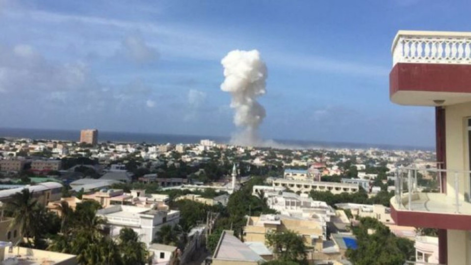 Експлозия до летището в столицата на Сомалия | StandartNews.com