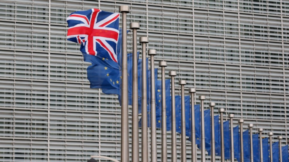 След Brexit: 3 млн. европейци остават на Острова | StandartNews.com