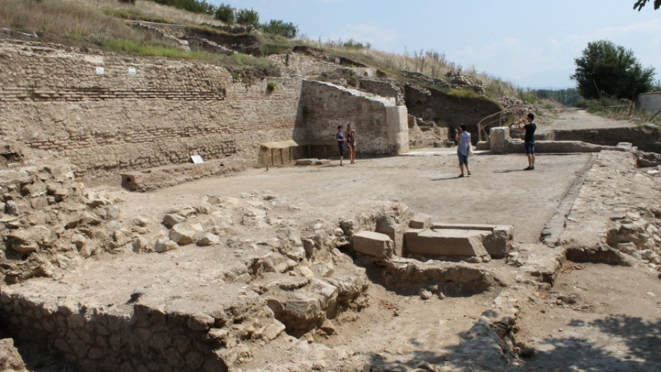 2 лева вход в античния град Хераклея Синтика | StandartNews.com