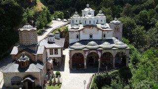 Светена вода лекува в Осоговския манастир