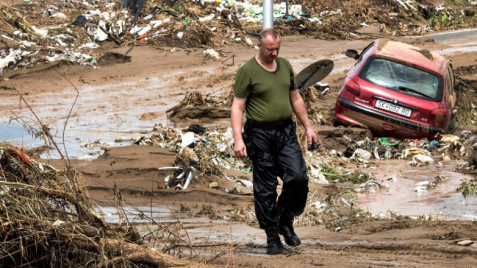 Воден ад погуби 21 души в Скопие (ОБЗОР) | StandartNews.com