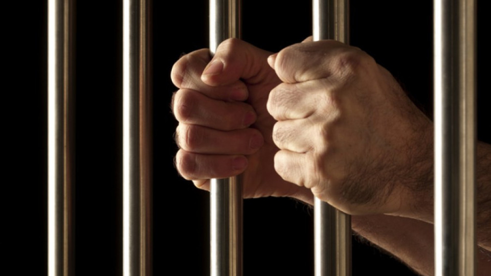 Осъдиха 22-годишен на 8,5 г. за гавра над старица | StandartNews.com