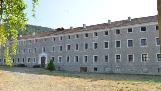 Възрожденци "оживяват" в  първата фабрика на Балканите