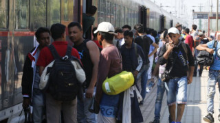 Над 1/4 млн. мигранти дошли в Европа по море
