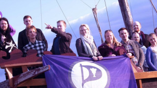 Пирати завземат властта в Исландия