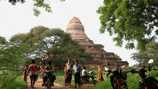 Трусът в Мианмар разруши древни храмове