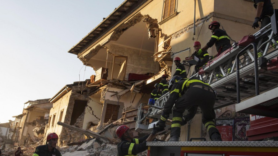 Събраха 6 млн. евро за пострадалите от труса в Италия | StandartNews.com