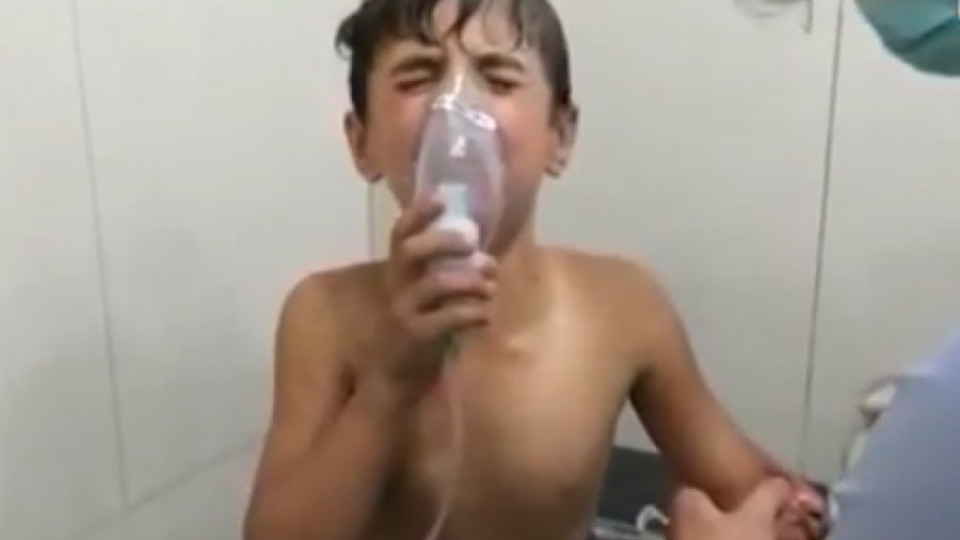 Десетки отровени с химическо оръжие в Алепо | StandartNews.com