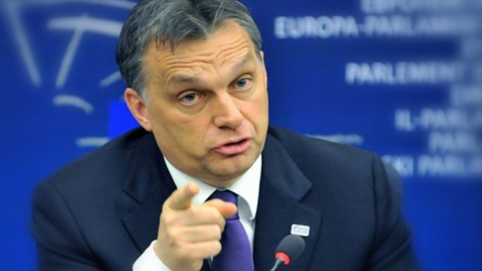 Възхваляват Орбан в учебник по история | StandartNews.com