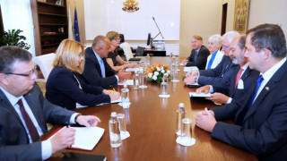  Борисов се срещна с посланиците на 4 държави