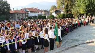 Деца и учители рецитираха в Банско „Родна реч" от Ран Босилек