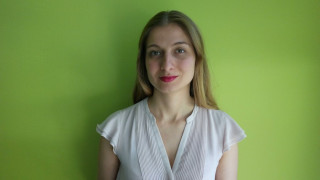 Невена Борисова:  Пиша, за да намеря мост към себе си