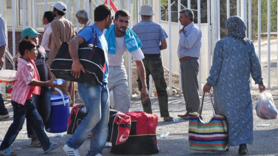 Заселват бежанци  в обезлюдени общини | StandartNews.com
