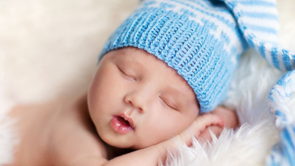 Роди се бебе с ДНК от трима | StandartNews.com