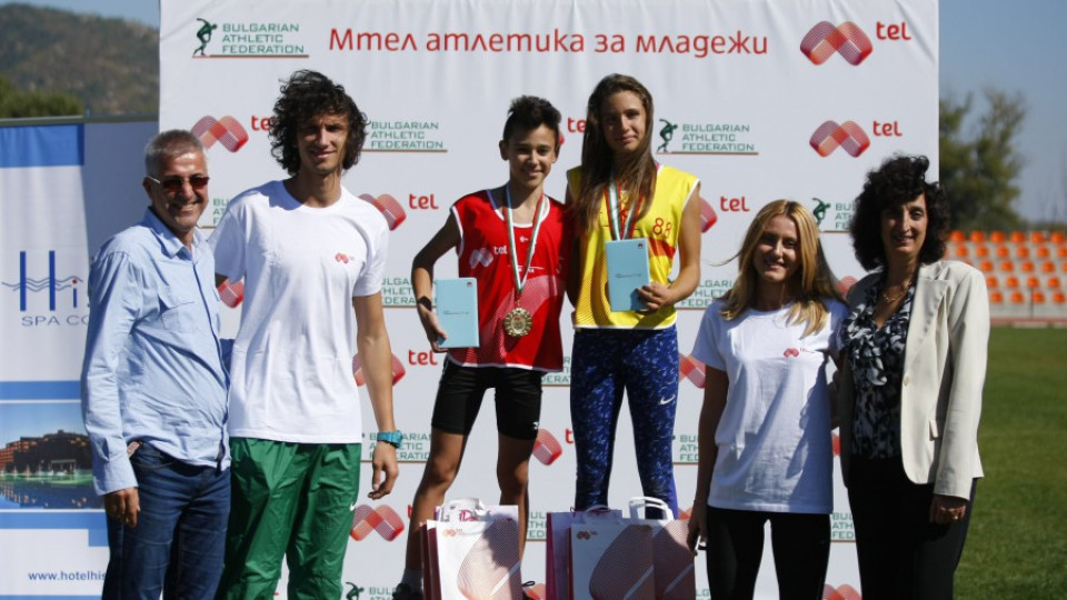 Финалист от Рио и зам.-министър наградиха шампионите в Хисаря | StandartNews.com