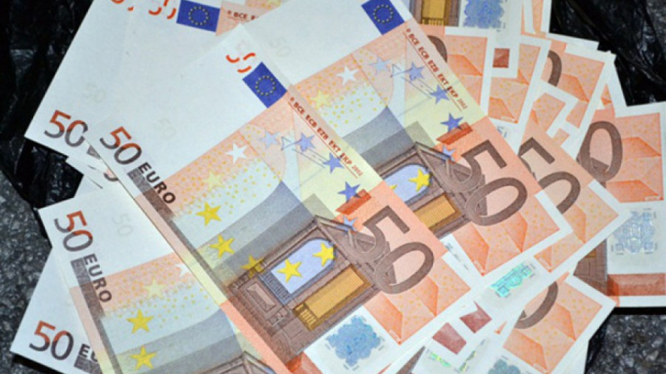 Фалшивите евро вървели с жени и дрога за износ | StandartNews.com
