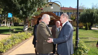 Ген. Радев: Границата ни е пробита. Всеки, който иска, влиза