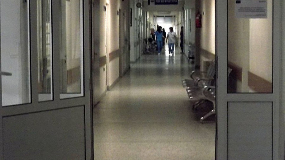 Две от натровените деца в Хисаря остават в болница | StandartNews.com