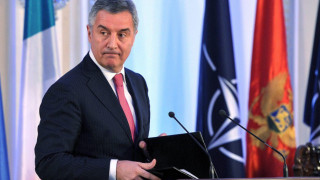 Мило Джуканович печели изборите в Черна гора