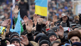 Украинските политици държат милиони в кеш