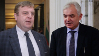 Факелна стража в София за Каракачанов и Нотев