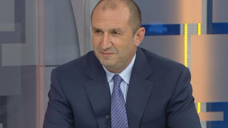 Радев: Демокрацията победи апатията и страха (ВИДЕО)