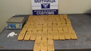 Митничари задържаха хероин за 2 млн. лева