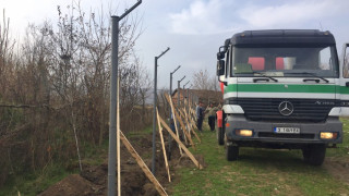 Оградата на лагера в Харманли готова до четвъртък
