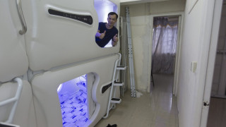 В Китай спят в „капсули" срещу $490