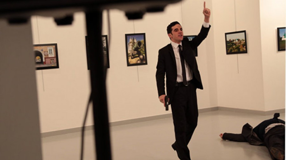 Застреляха руския посланик в Турция | StandartNews.com