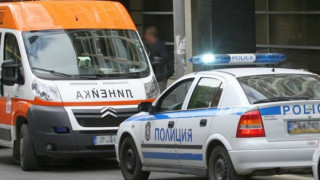 Военен джип се обърна край Малко Търново