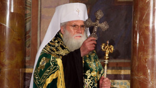 Патриарх Неофит ще отслужи празнично богослужение за Бъдни вечер