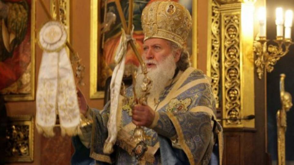 Патриарх Неофит оглави празнична утреня за Бъдни вечер | StandartNews.com