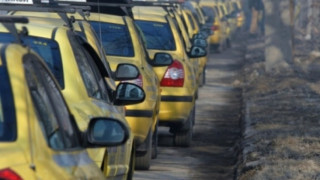 Нов протест на таксиметрови шофьори от Пловдив и Бургас
