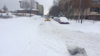 Затворени пътища заради снега в Североизточна България