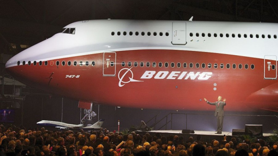 United Airlines пенсионира Boeing 747 | StandartNews.com