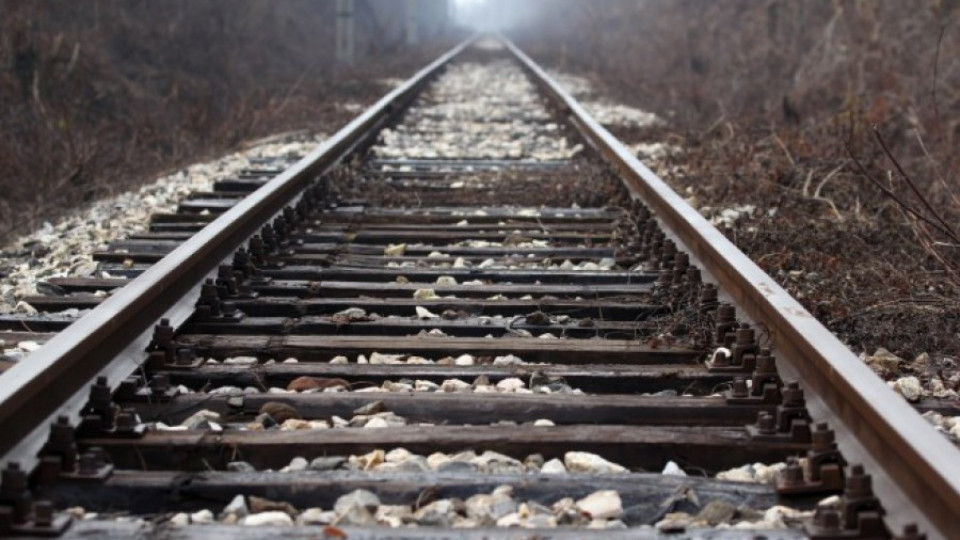 БДЖ спира от движение осем влака | StandartNews.com