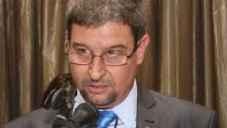 Столична община раздава