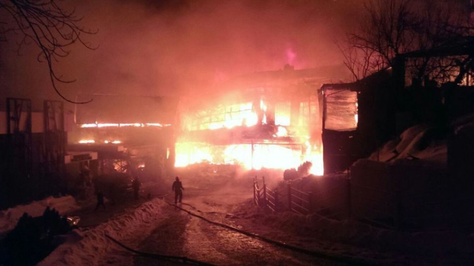 Българин оцеля в огнен ад в Румъния | StandartNews.com