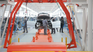 Автомобилостроенето в Англия поставя рекорд за първи път от 17 години
